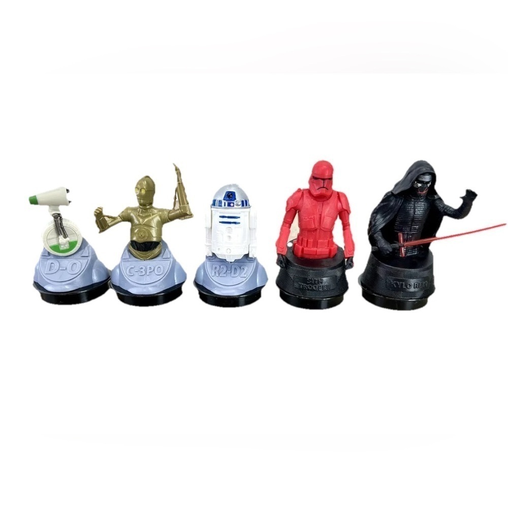 Star Wars The Rise of Skywalker Movie Cup Cake Toppers Mini Figure Bust Lot Of 5